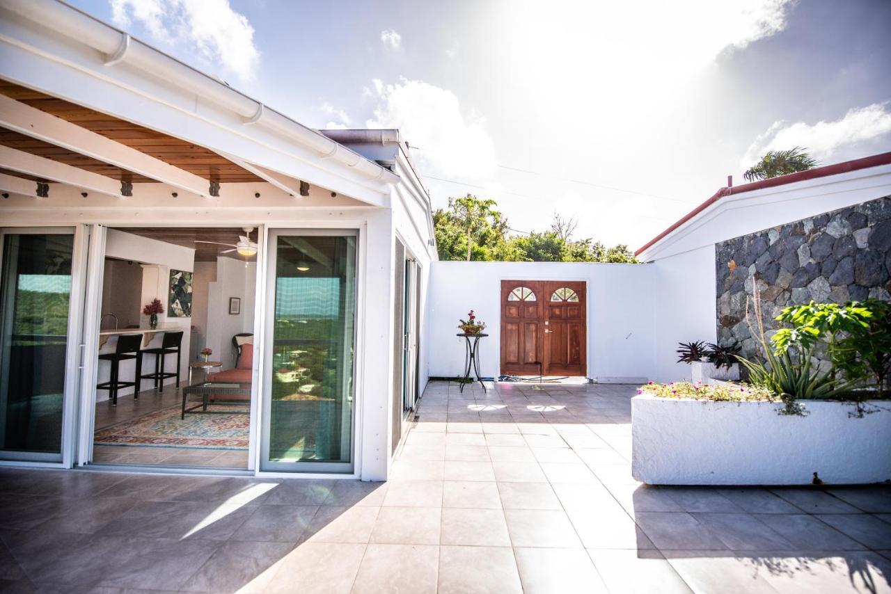Fantastic Penthouse At Sunset Serenade Suites Cruz Bay Exterior photo